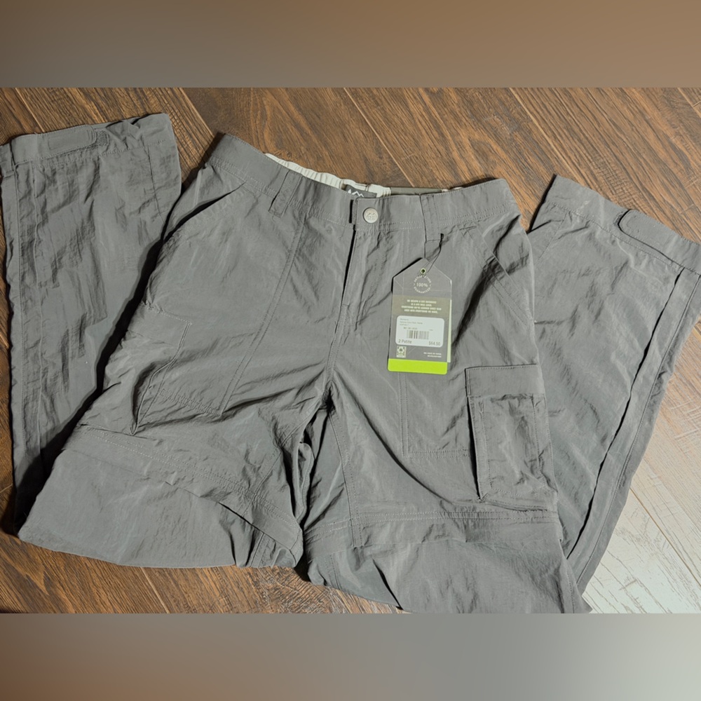 Petite REI convertible hiking pants / shorts